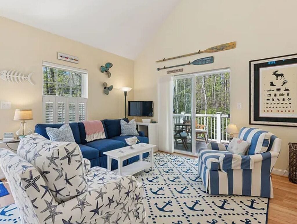 Smart TV, table tennis, books