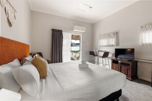 1 bedroom, iron/ironing board