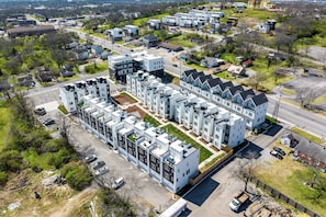 Interior - New Build Sleeps 12, 2 Condos, Modern Design Near Downtown Nashville (Nashville)