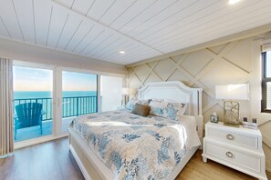 5 bedrooms, iron/ironing board, Internet, bed sheets