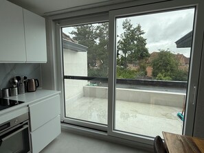 Microwave, oven, dishwasher