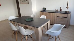 Family Apartment, City View | Room amenity