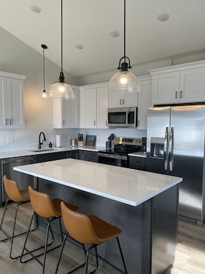 Microwave, oven, stovetop, dishwasher