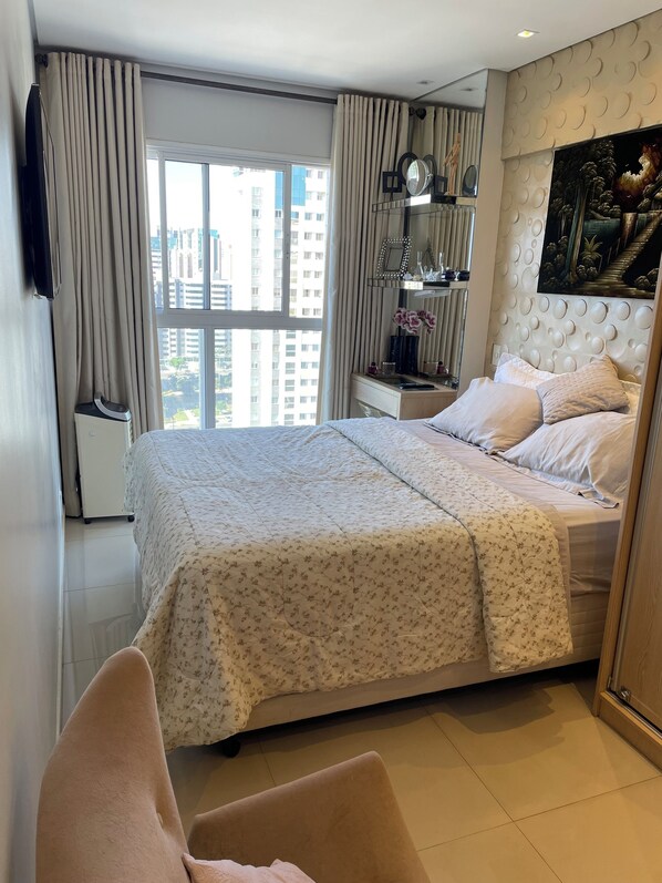 1 chambre, fer et planche à repasser, Wi-Fi, literie fournie