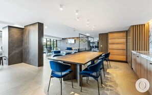 Lobby - Jewel - 2 Bedroom Low Floor Unit - Q Stay (Surfers Paradise)