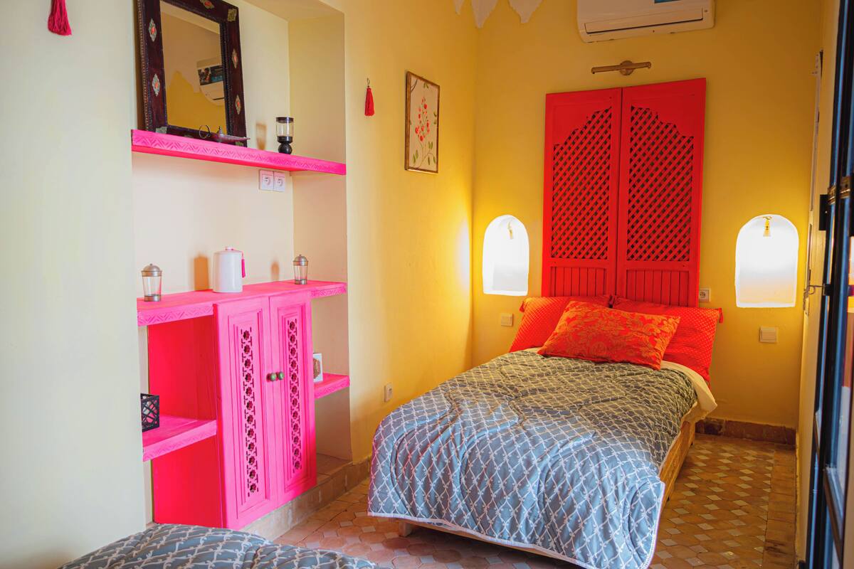 Comfort Double or Twin Room, 2 Twin Beds, Housekeeping, Pool View | Laptop workspace, soundproofing, free WiFi