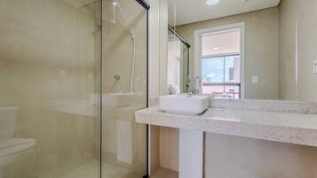 ベーシック アパートメント | バスルーム | シャワー