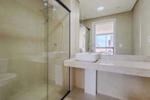 Basic Apartment | Bathroom | Shower