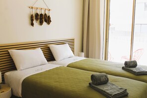 2 chambres, fer et planche à repasser, Wi-Fi gratuit, draps fournis