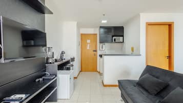 Basic Studio | Living area