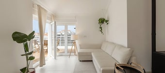 Baleal Oceanviews - 10 minutes From the Sea