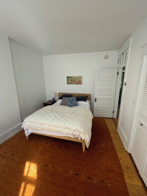 3 soverom, strykejern/-brett, wi-fi og sengetøy