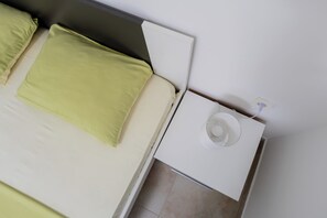 1 quarto, ferros/tábuas de passar roupa, Wi-Fi, roupa de cama