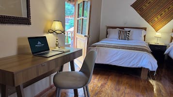 2 chambres, fer et planche Ă repasser, Wi-Fi, draps fournis