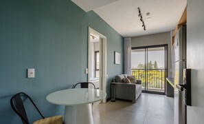 Basic Apartment | Bahagian dalam