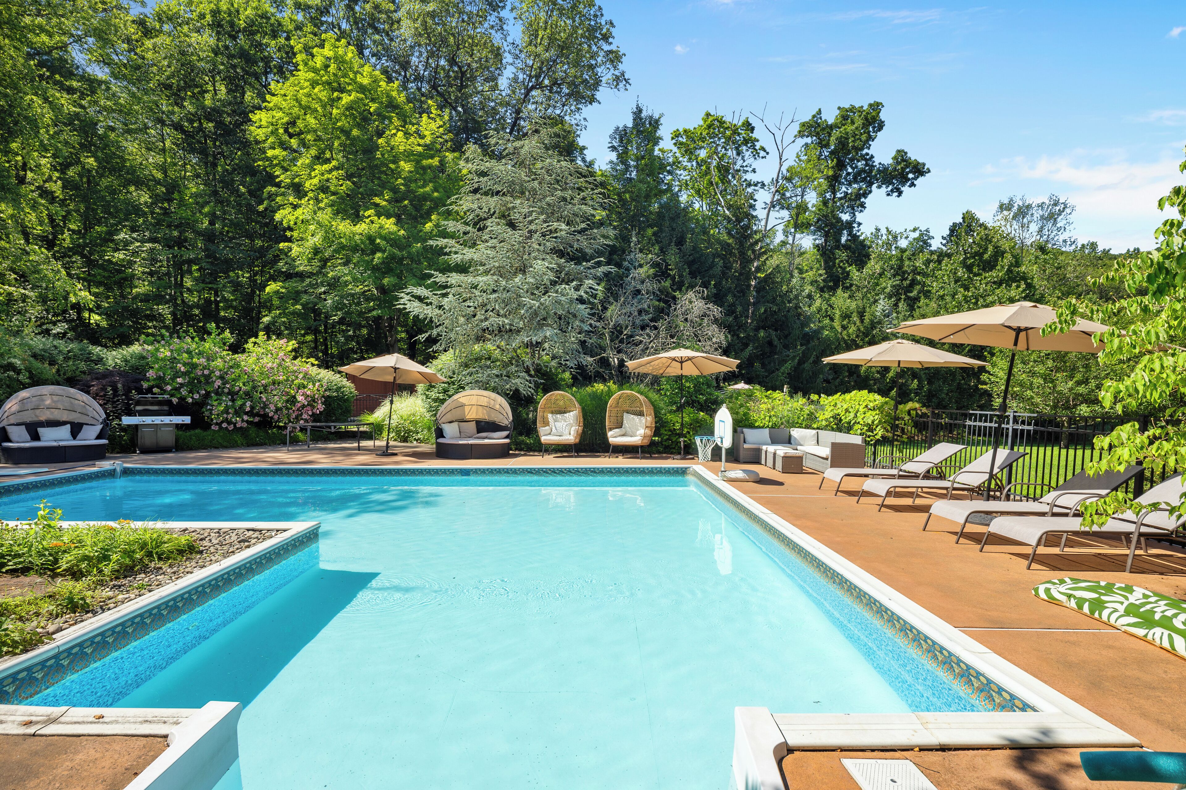Piscine extérieure, piscine chauffée