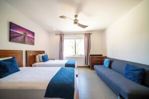 2 bedrooms, in-room safe, iron/ironing board, free WiFi