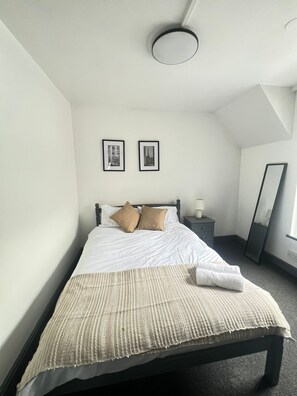 2 soveværelser, strygejern/strygebræt, weekendseng, gratis Wi-Fi