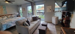 1 bedroom, desk, free WiFi, bed sheets