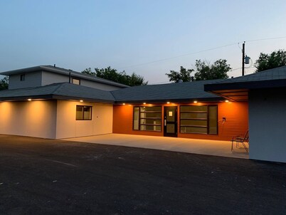 Mokai Inn