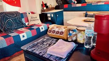 2 bedrooms, free WiFi, bed sheets