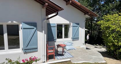 House between Landes and Basque Country, Beach 3km away