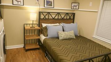 1 bedroom, iron/ironing board, WiFi