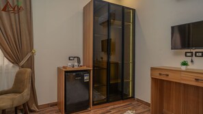 Comfort Triple Room | Living area