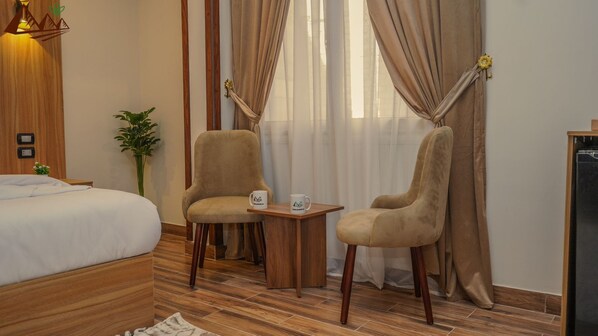 Junior Suite | Free minibar items, free WiFi, bed sheets