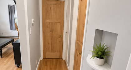 Spacious Duplex that is pet friendly