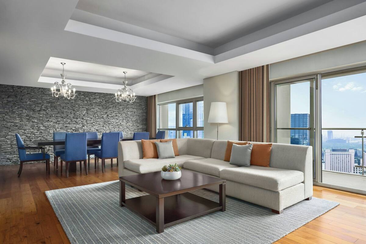 Apartment, 3 Bedrooms, Balcony | Free minibar items, in-room safe, desk, soundproofing