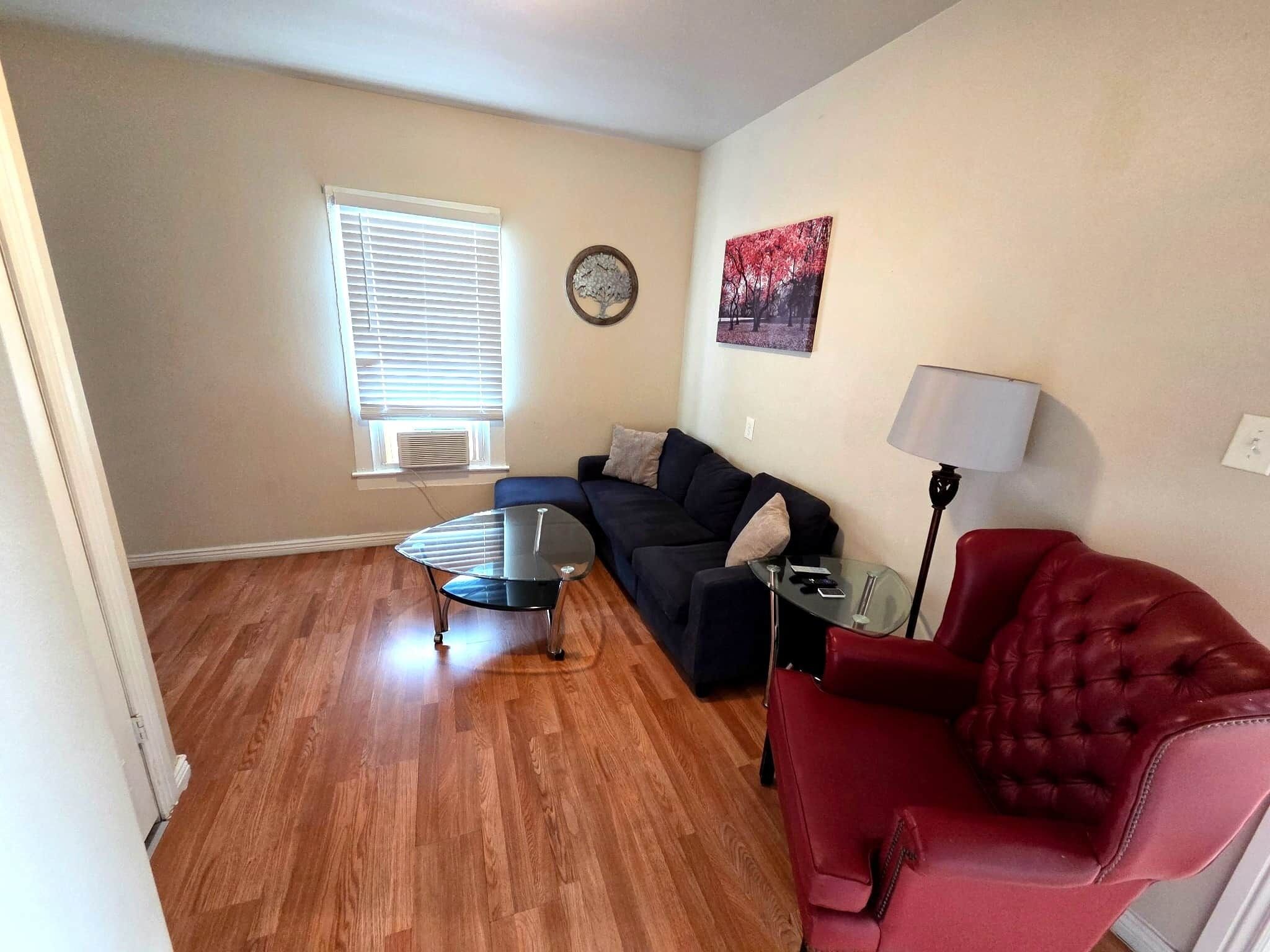 Duplex Close To Downtown Cheyenne - Cheyenne, WY