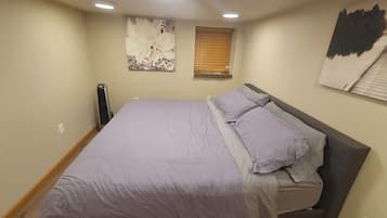1 bedroom, WiFi, bed sheets