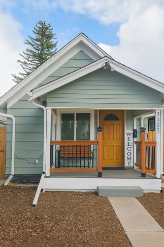 Cozy cottage in Cheyenne