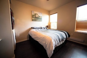 1 bedroom, WiFi, bed sheets