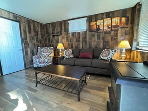 Televisie en een open haard