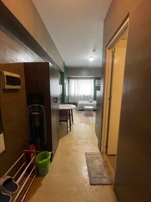 Condo, Non Smoking