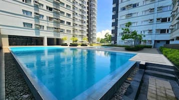 屋外プール