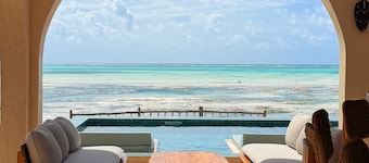 Joud by the sea