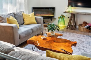 Smart TV, fireplace, foosball, table tennis