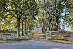 Enceinte de lâhĂ©bergement