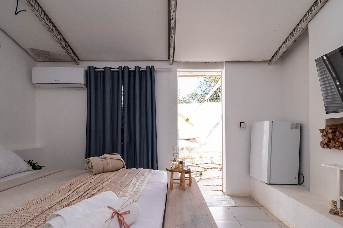 Basic Suite | Free WiFi