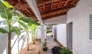 Basic Suite | Terrace/patio
