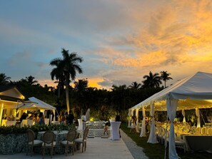 Espace banquet en plein air