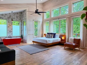 Interior - Ride ATVs • Luxe King Suite •  Modern-Meets-Cozy Retreat  • Prime Location (Broken Bow)