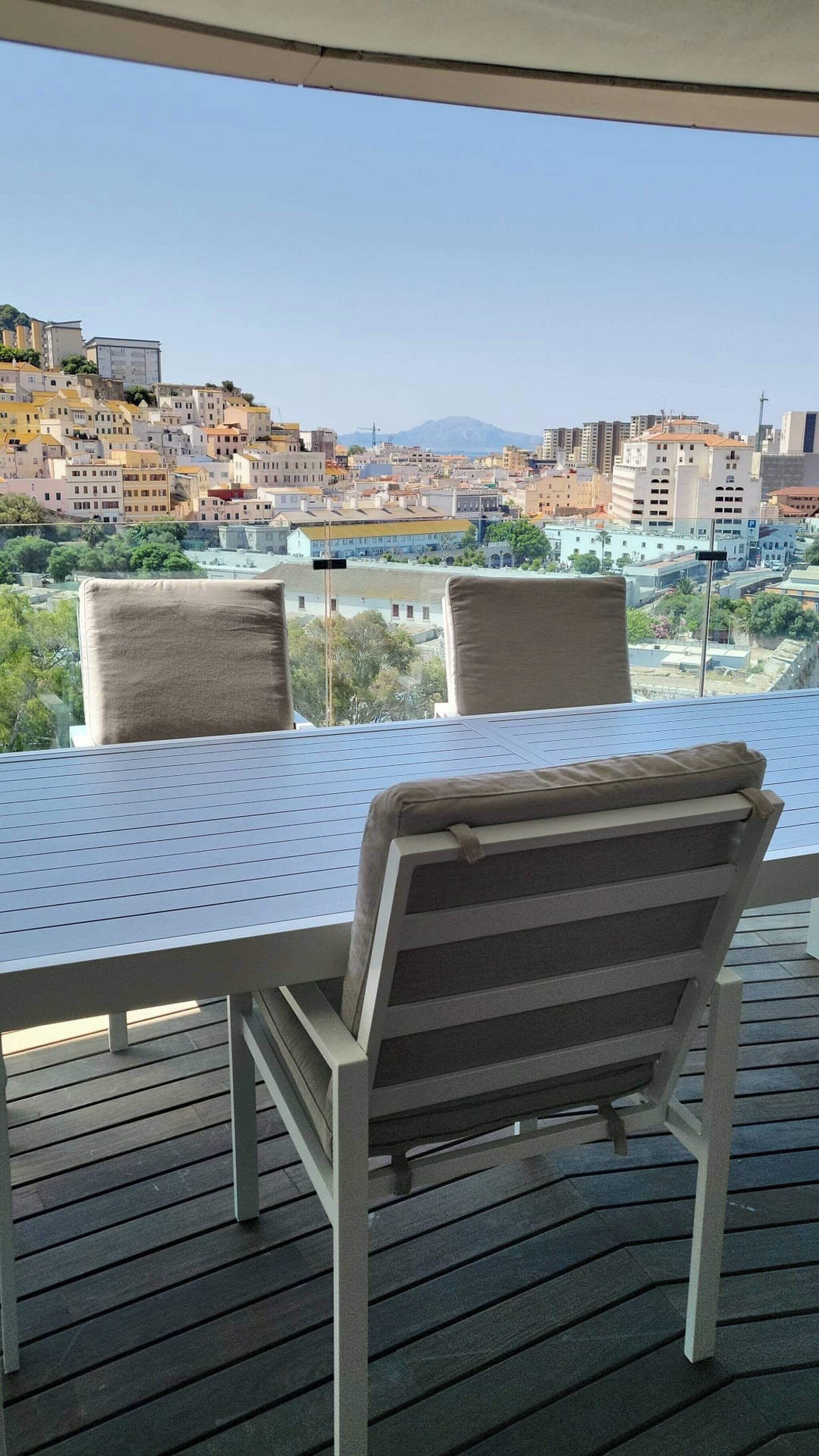 Apartemen, 3 kamar tidur, akses difabel, balkon | Balkon
