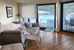 Apartment, 3 Bedrooms, Accessible, Balcony | Living room