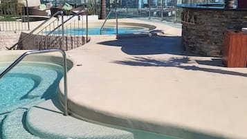 Apartment, 3 Bedrooms, Accessible, Balcony | Pool