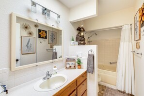 Shower, hair dryer, towels - Spectacular Lake/Sunset views in Lake Havasu City (Lake Havasu City)