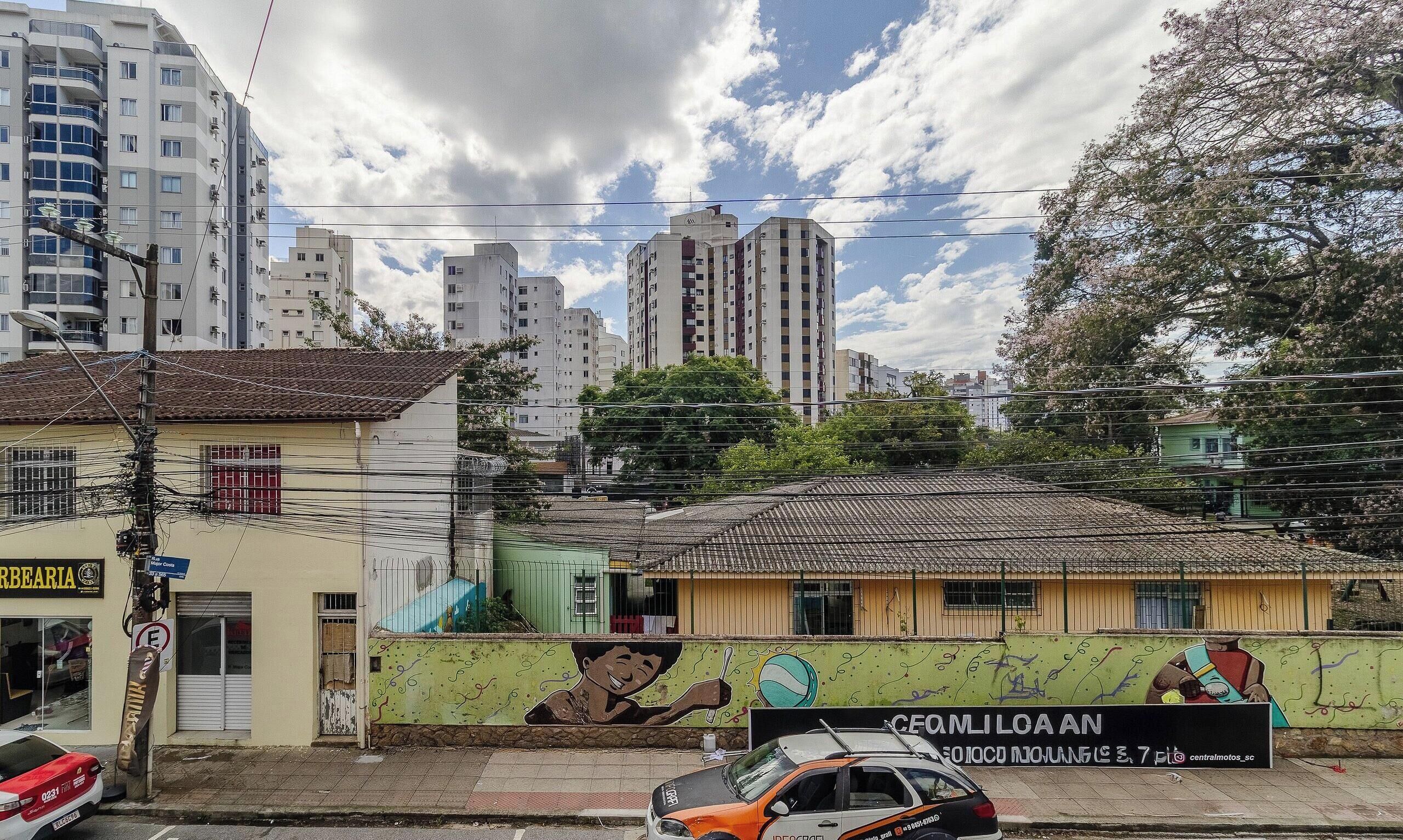 Basic Apartment | Exterior